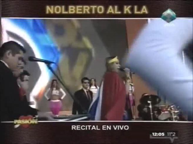 Cristian U. y Marcela Baños festejaron el Día del niño en Pasión ¡disfrazados!: el video