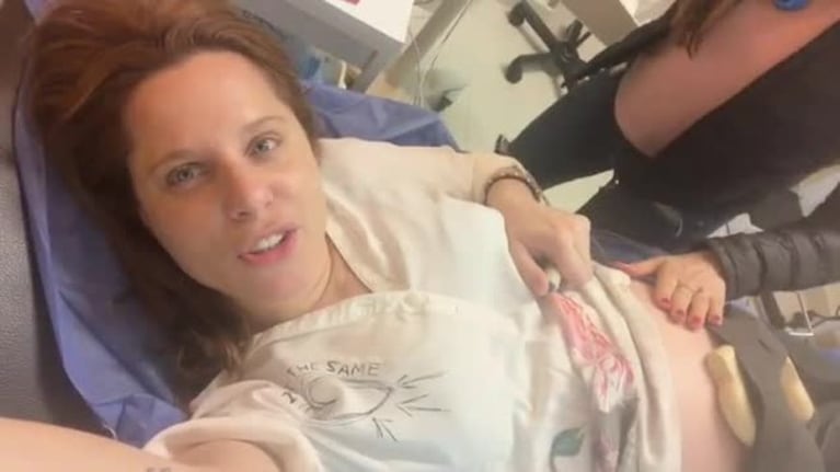 El divertido video de Agustína Kämpfer, en la dulce espera, con Julieta Camaño