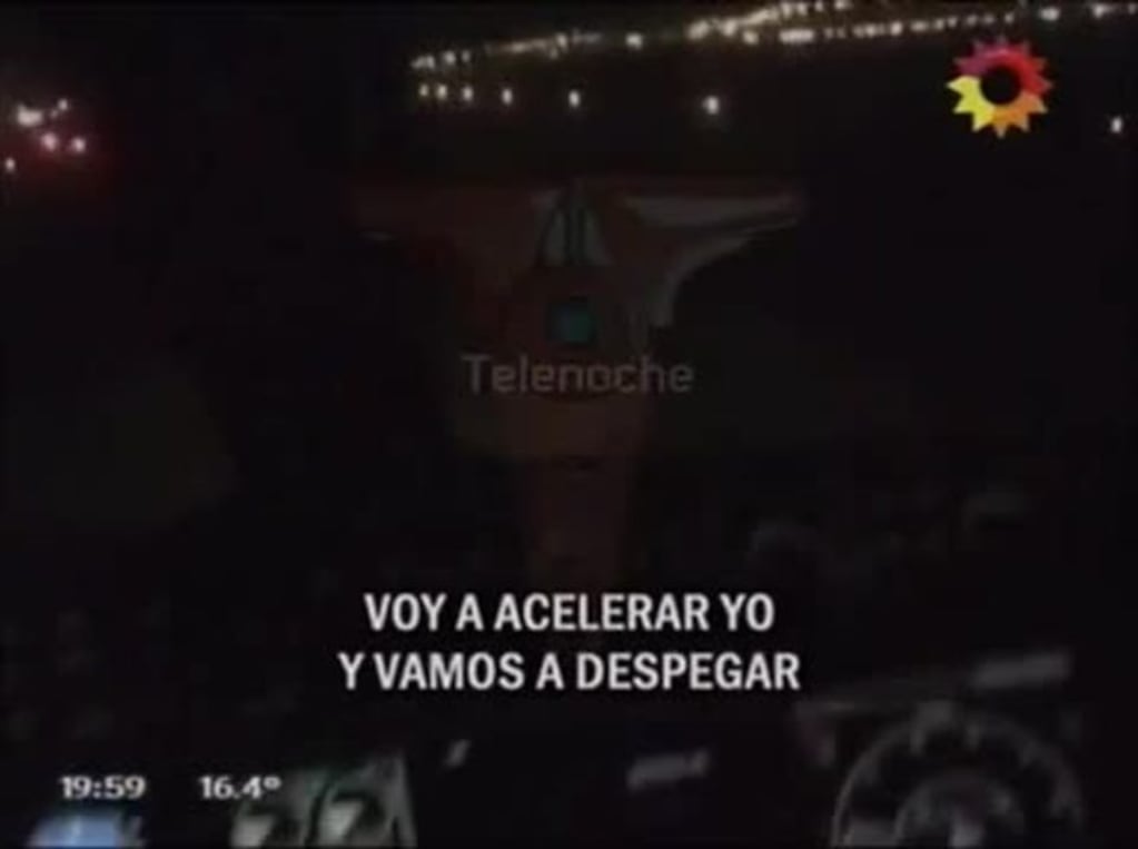 El video de Vicky Xipolitakis piloteando un avión de Austral a Rosario