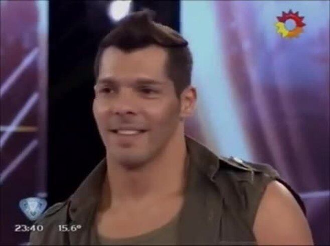 Fuerte cruce de Marcela Tauro y Ángel de Brito en ShowMatch