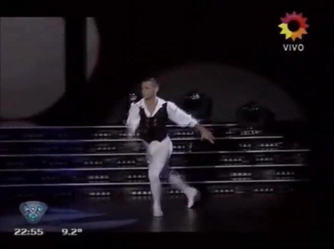 Luciana Salazar y Jorge Moliniers bailaron clásico en ShowMatch