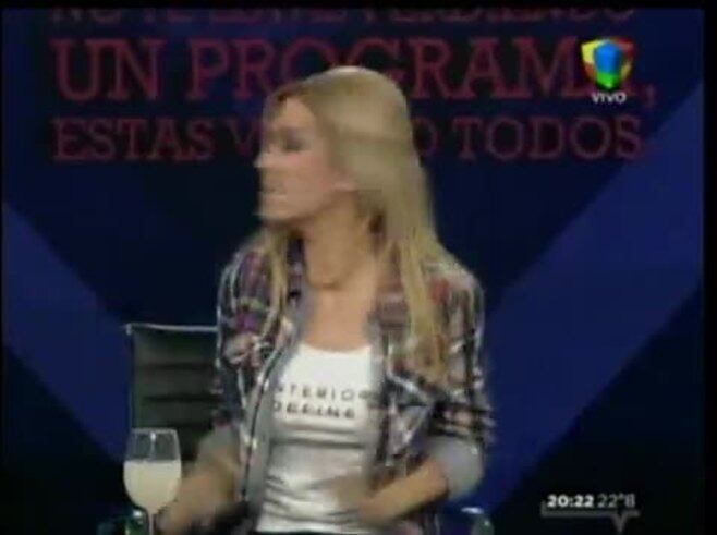 Viviana Canosa se burló de Connie Ansaldi en Zapping por la falsa muerte de Thalía