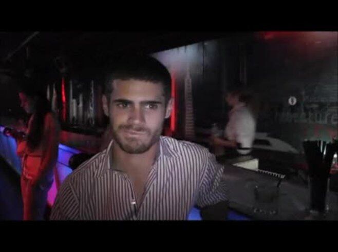 Gastón Soffritti adelanta su nuevo personaje de Vecinos en guerra: “Viene de la actuación porno... ¡y está siempre en calzones!”