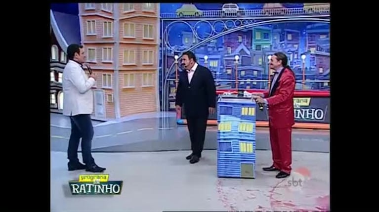 ¡Tremendo! Conductor de TV brasileño se prendió fuego en vivo por accidente