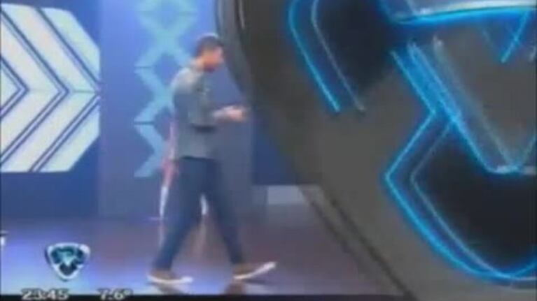 ¡No es broma! El sorprendente "Gangnam style" de Luciano Tirri en ShowMatch