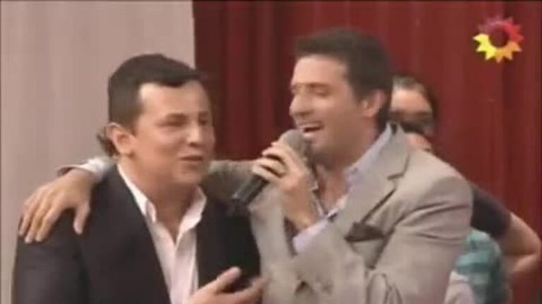 El sensual debut de Jorge Moliniers en Cantando 2012