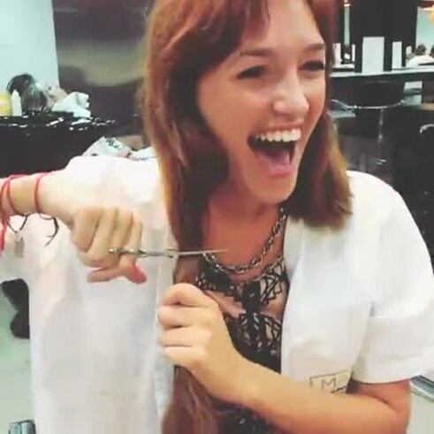 Candela Vetrano se animó a un cambio de look... ¡hecho por ella misma! 