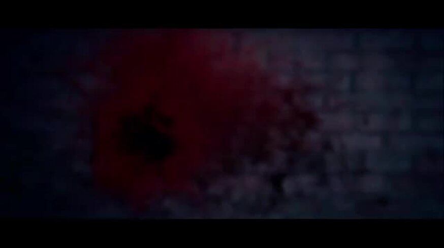 ¡Aterrador! La tenebrosa broma del "loco de la motosierra" que es furor en Youtube