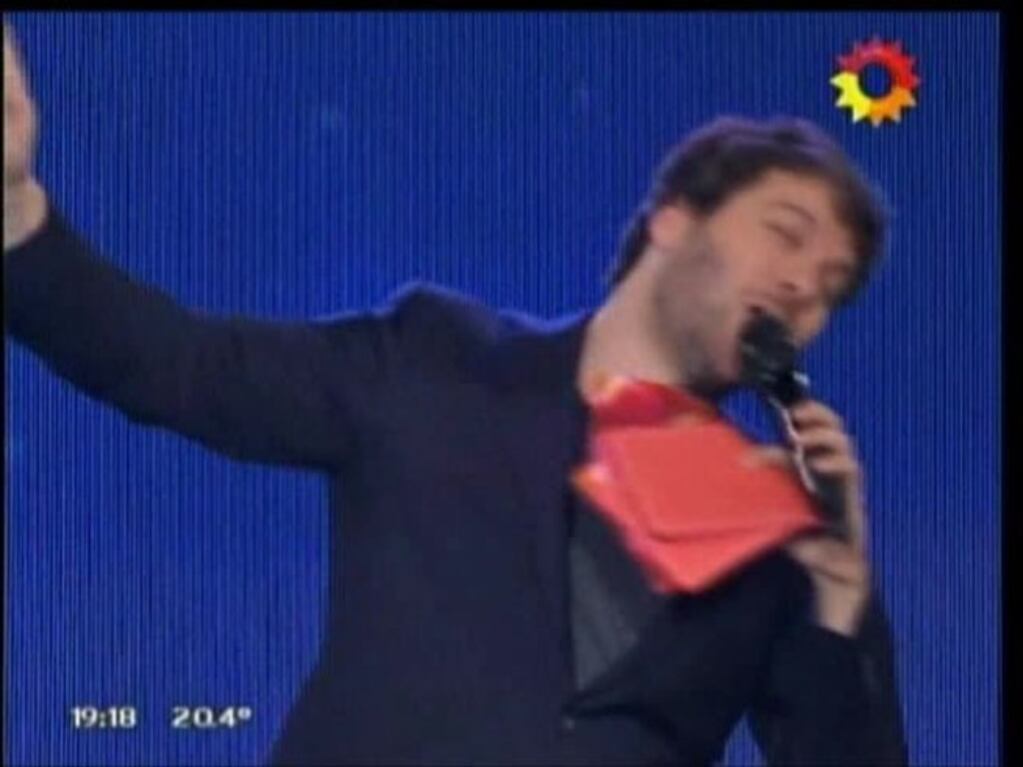 Hubo segunda vuelta en el beso de La mejor elección