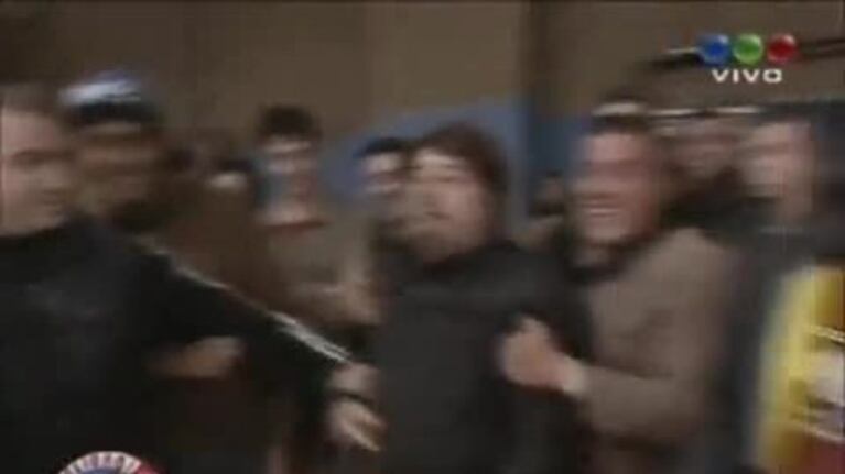 La imperdible parodia de Peligro Sin Codificar: "dentadurearon" a un furioso Caruso Lombardi
