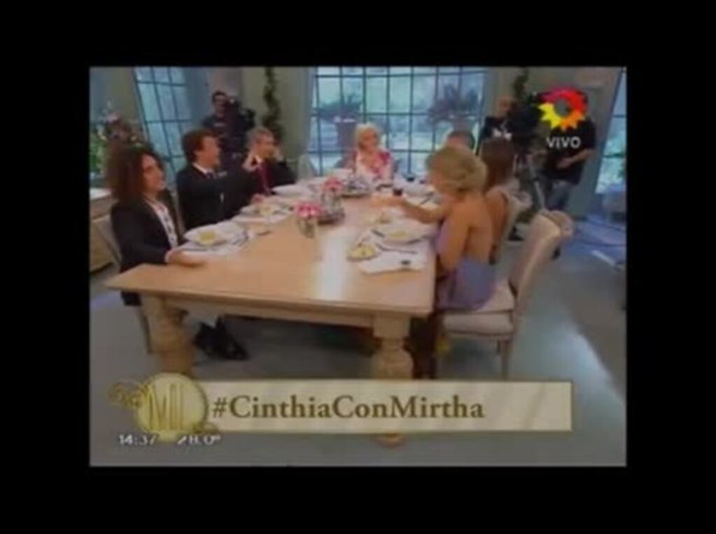 Cinthia Fernández en Almorzando con Mirtha Legrand: "Es mentira que cuando estás embarazada tenés ganas de tener sexo"