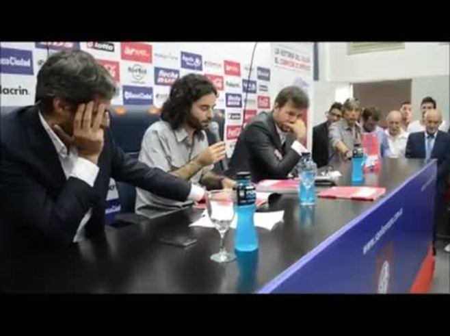 Marcelo Tinelli, emocionado en la presentación del libro de San Lorenzo