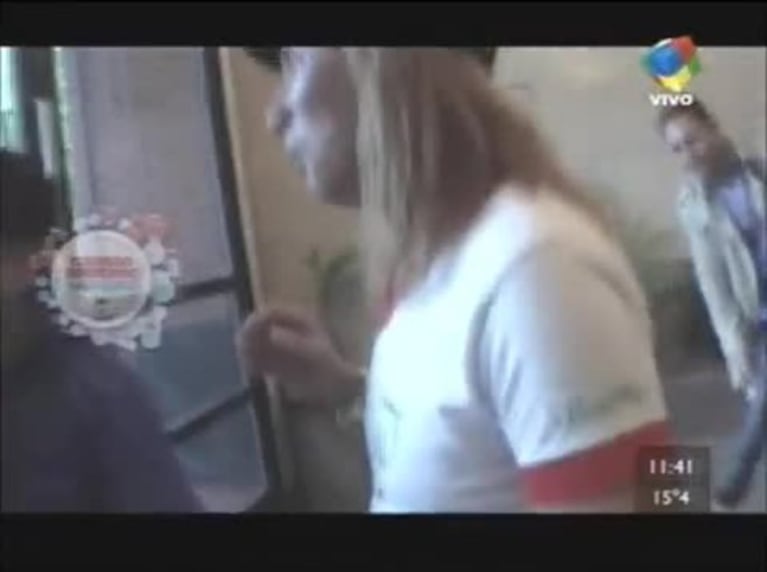 Escándalo en la puerta de América: el video de la agresión a Fernando Barrionuevo