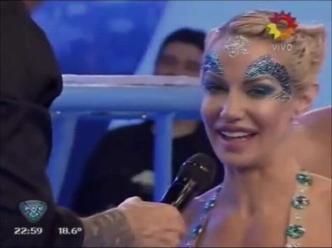 El súper sexy look de Luciana Salazar en el aquadance de ShowMatch