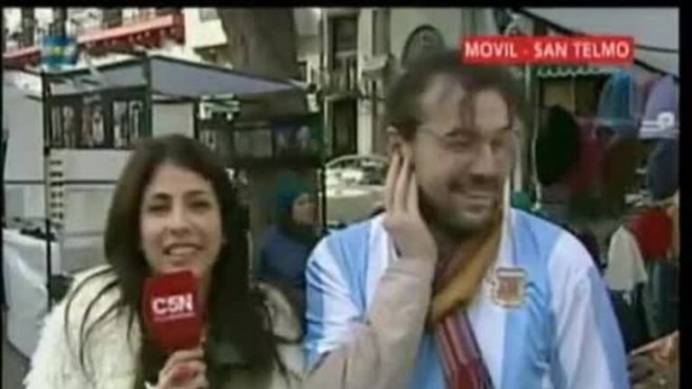 Ergün Demir revolucionó San Telmo: tango, recorrida por las ferias y fotos con la gente