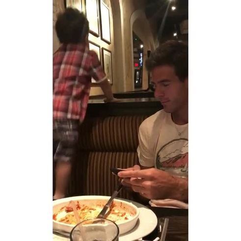 Jimena Baron en Instagram “Extraño tanto comer relajados"