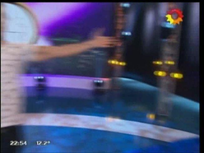 Los súper escotes de Ailén Bechara y Claudia Ciardone en Como anillo al dedo