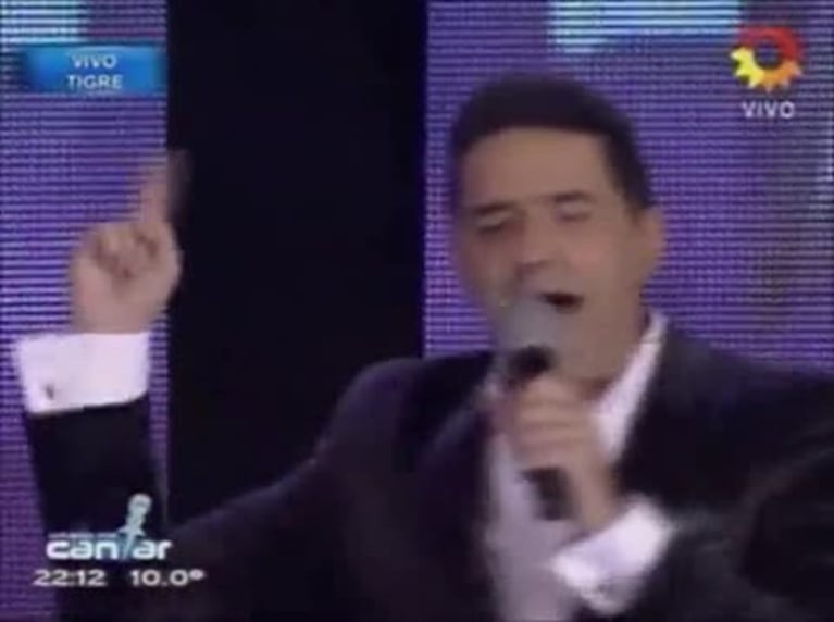 El Bambino Veira le hizo el aguante a San Lorenzo en Soñando por cantar