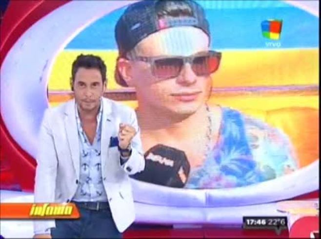 Federico Bal se va de un móvil con Infama