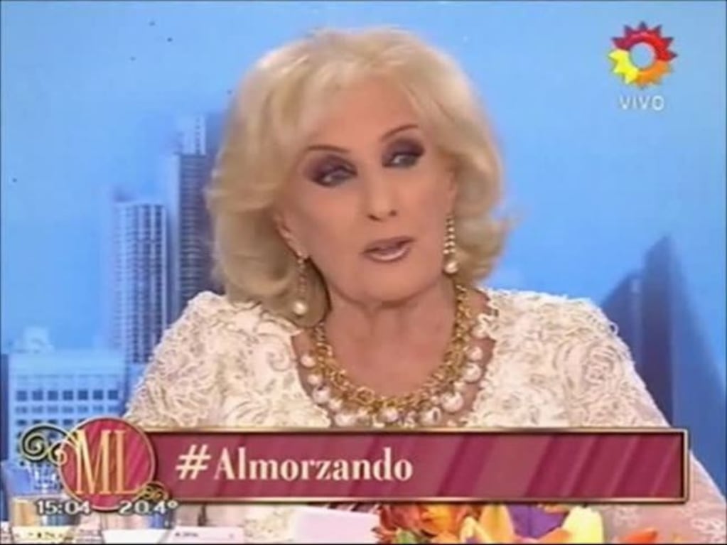 Juana Viale en Almorzando con Mirtha Legrand: "No volvería al Bailando"