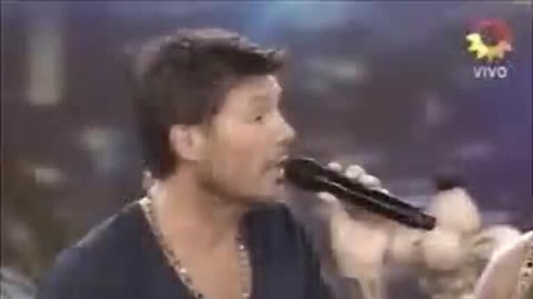 Ricardo Fort presentó a su novio de ¡20 años! en ShowMatch... ¿y chicaneó a Jorge Rial?