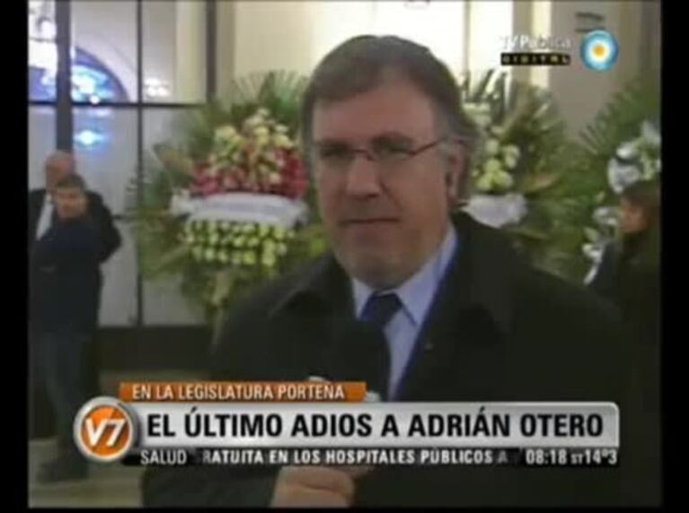 El último adiós de familiares y amigos a Adrián Otero: las imágenes