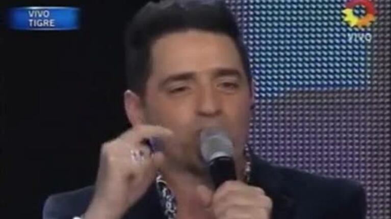 Pipino Cuevas: guitarra en mano y zamba en Soñando por cantar