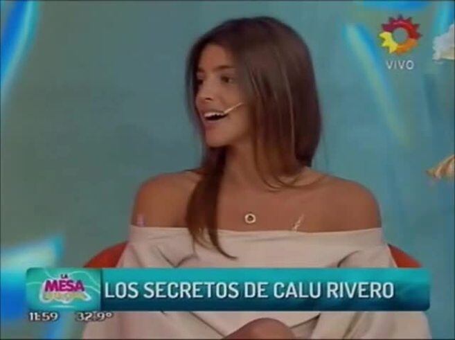 Jey Mammon y un pícaro pedido a Calu Rivero en vivo