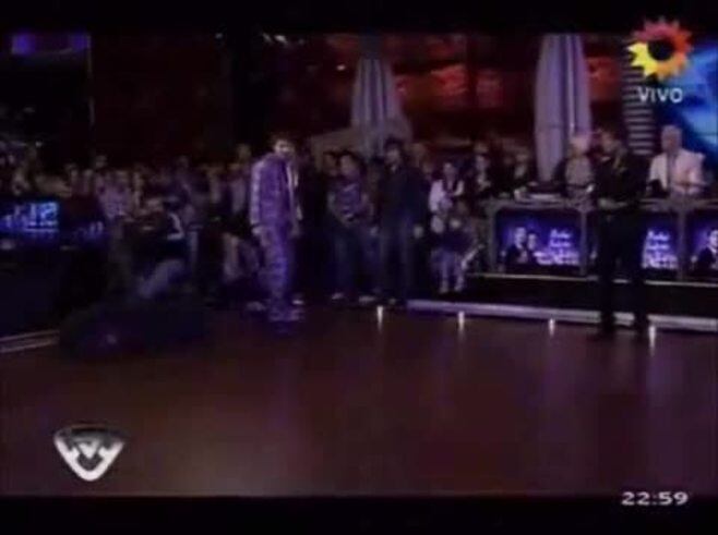 Pedro Alfonso se lució en el electro dance de Bailando 2011
