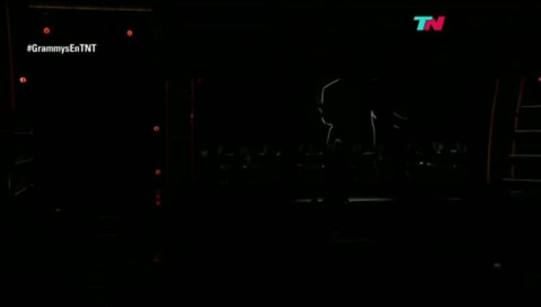  El video del papelón de Adele en su homenaje a George Michael