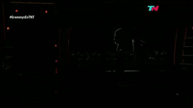El video del papelón de Adele en su homenaje a George Michael