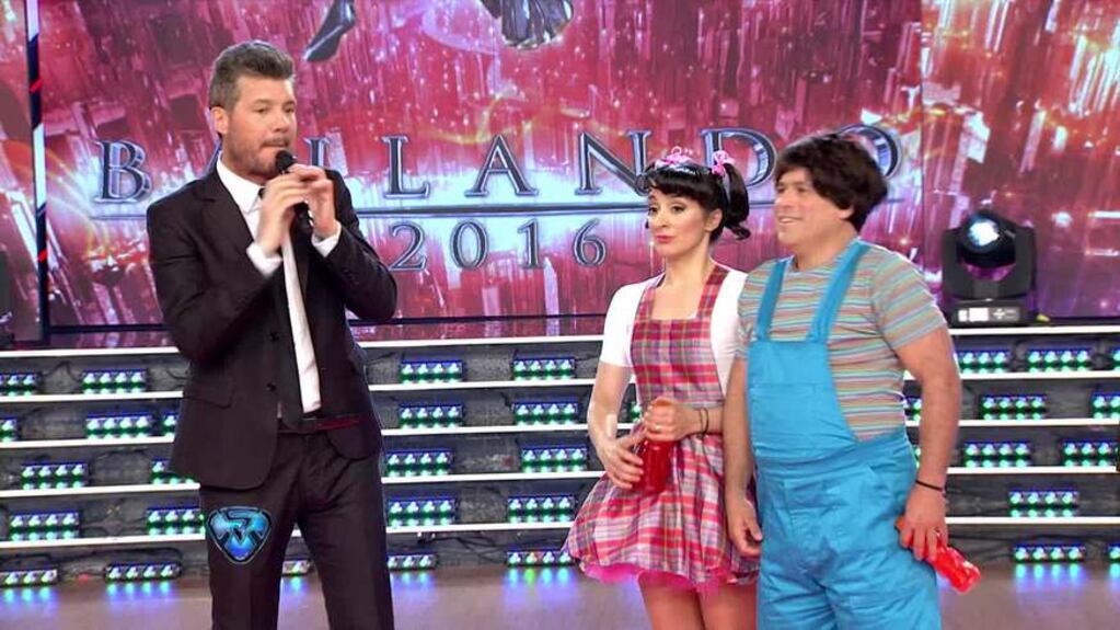 El Bicho y Anita  se disfrazaron de niños en ShowMatch: el divertido momento