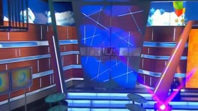 El divertido chicaneo entre Jorge Rial y el locutor de Intrusos