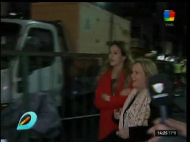 ¡Qué mala noche! Screpante chocó un auto, pisó a un camarógrafo y embistió una reja ¡todo en cuestión de minutos!