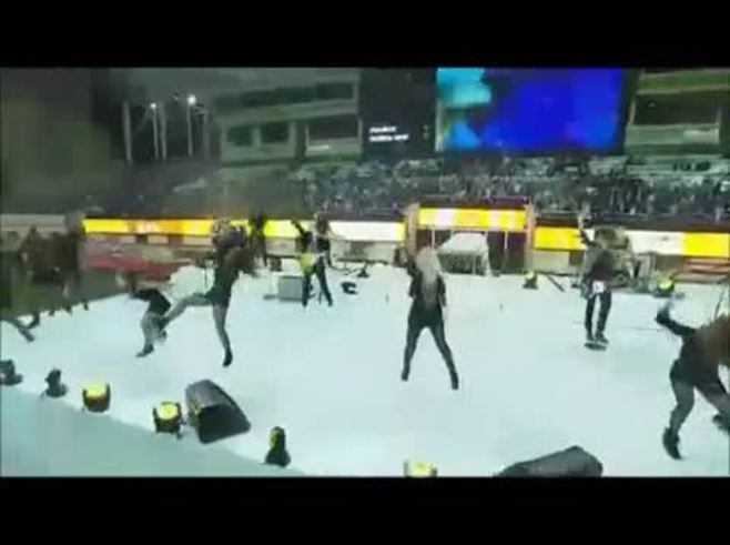 El primer show de Shakira… ¡con su pancita de seis meses!