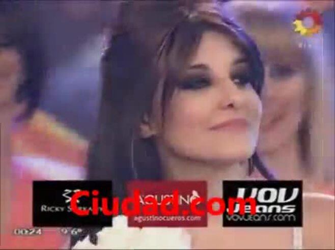 Charlotte Caniggia inventó una nueva palabra en Bailando 2012... y fue TT en Twitter
