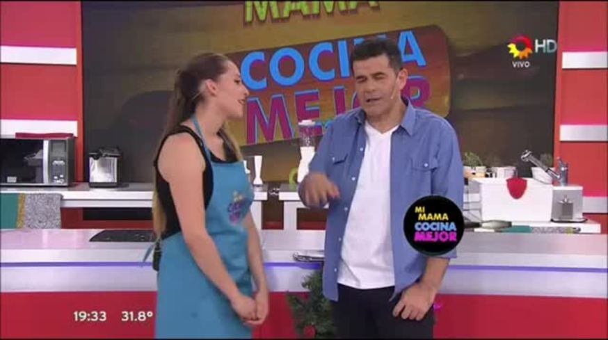 ¡Sorpresa y media! Un hombre entró a proponerle matrimonio a una de participante de Mi mamá cocina mejor