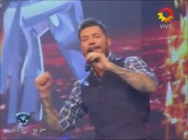 Loly Antoniale volvió a ShowMatch y bailó la cumbia con una sugerente canción