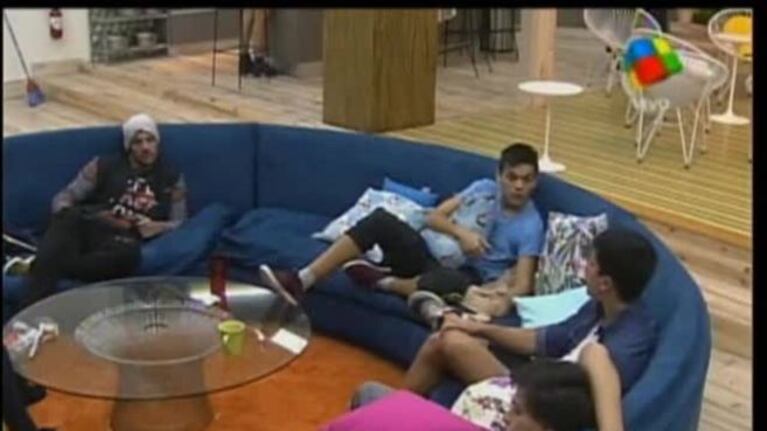 Nicolás, ¿a un paso de renunciar a Gran Hermano 2015?: "Para mí, es al pe... estar aquí adentro"