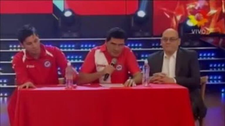 ShowMatch: imperdible parodia de la conferencia de presentación de Riquelme en Argentinos