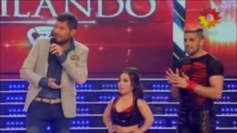 Noelia Pompa "deschavó" un romance con Julián Di Vietri, un ex productor de Ideas del Sur: él fue al piso ¡y terminaron a los besos!