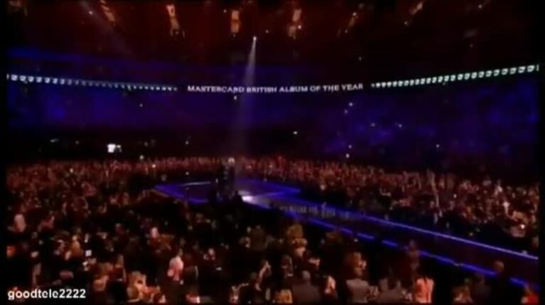 Adele fue la gran ganadora de los Brit Awards... ¡pero terminó enojada!