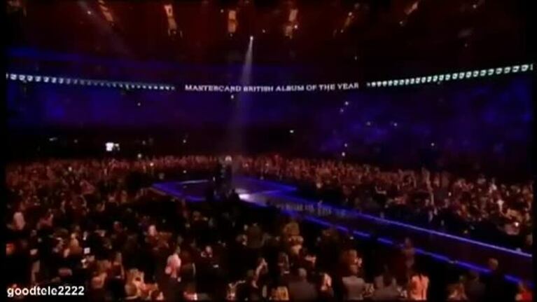 Adele fue la gran ganadora de los Brit Awards... ¡pero terminó enojada!