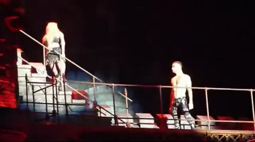 Lady Gaga vomitó en pleno show en Barcelona