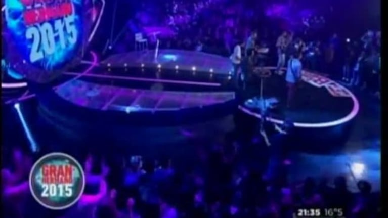 Brian debutó como cantante en la gala de eliminación de Gran Hermano 2015