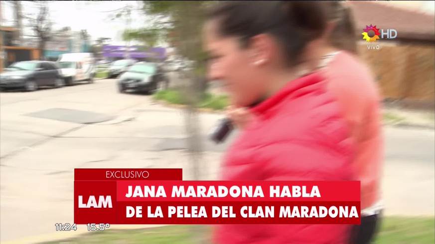 Jana habló de la tensa relación con sus hermanas