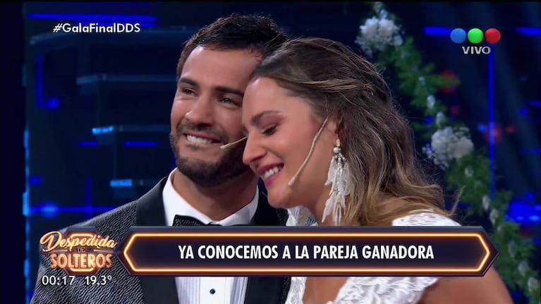 Paula y Facundo son los ganadores de Despedida de solteros y se casaron en vivo