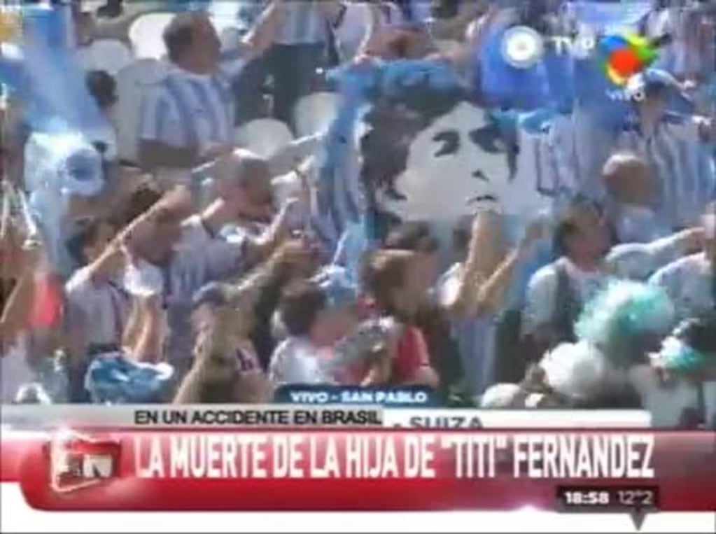 Conmovedor: así Tití Fernández agradecía la presencia de su hija en el partido de Argentina contra Suiza 
