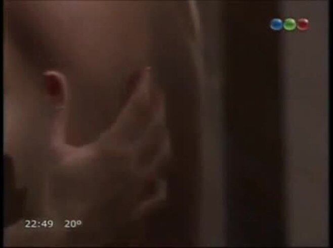La escena súper hot de Sebastián Estevanez y Carina Zampini en Dulce Amor