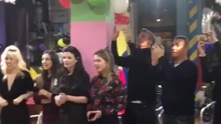 Wanda Nara y Maxi López posaron juntos para la foto en el cumple de Constantino